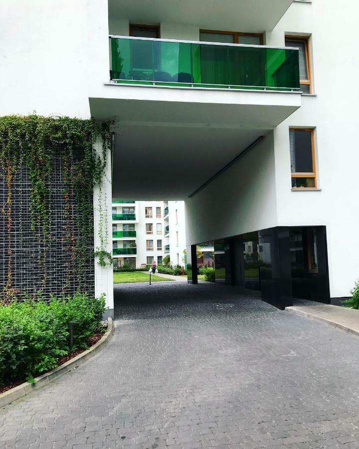 Shiraz Trio Apartament Warschau Exterior foto